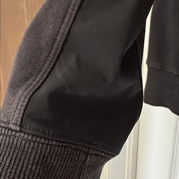 lululemon athletica Black Hooded Zip Jacket - L unisex - Picture 5 of 6